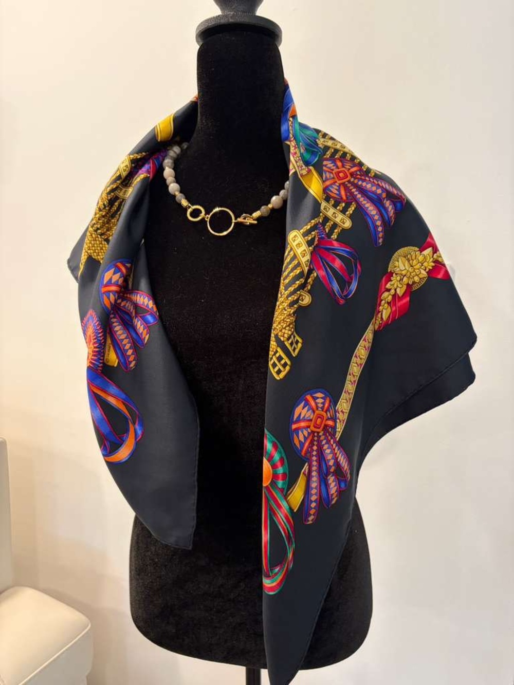 Hermes Les Rubans du Cheval Carre 90 Silk Scarf Black Multicolor Made in France - Picture 7 of 10